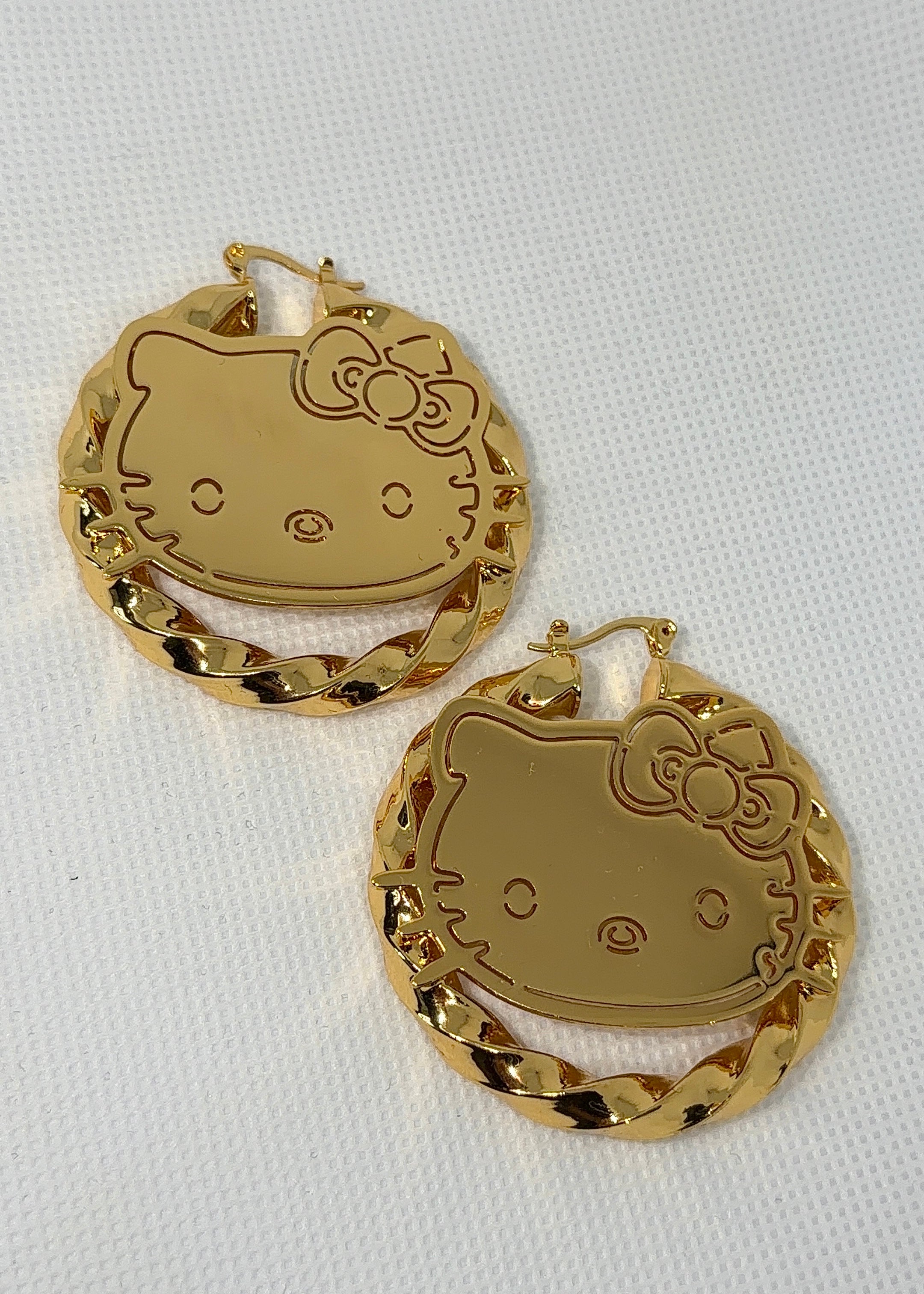 KITTY HOOPS