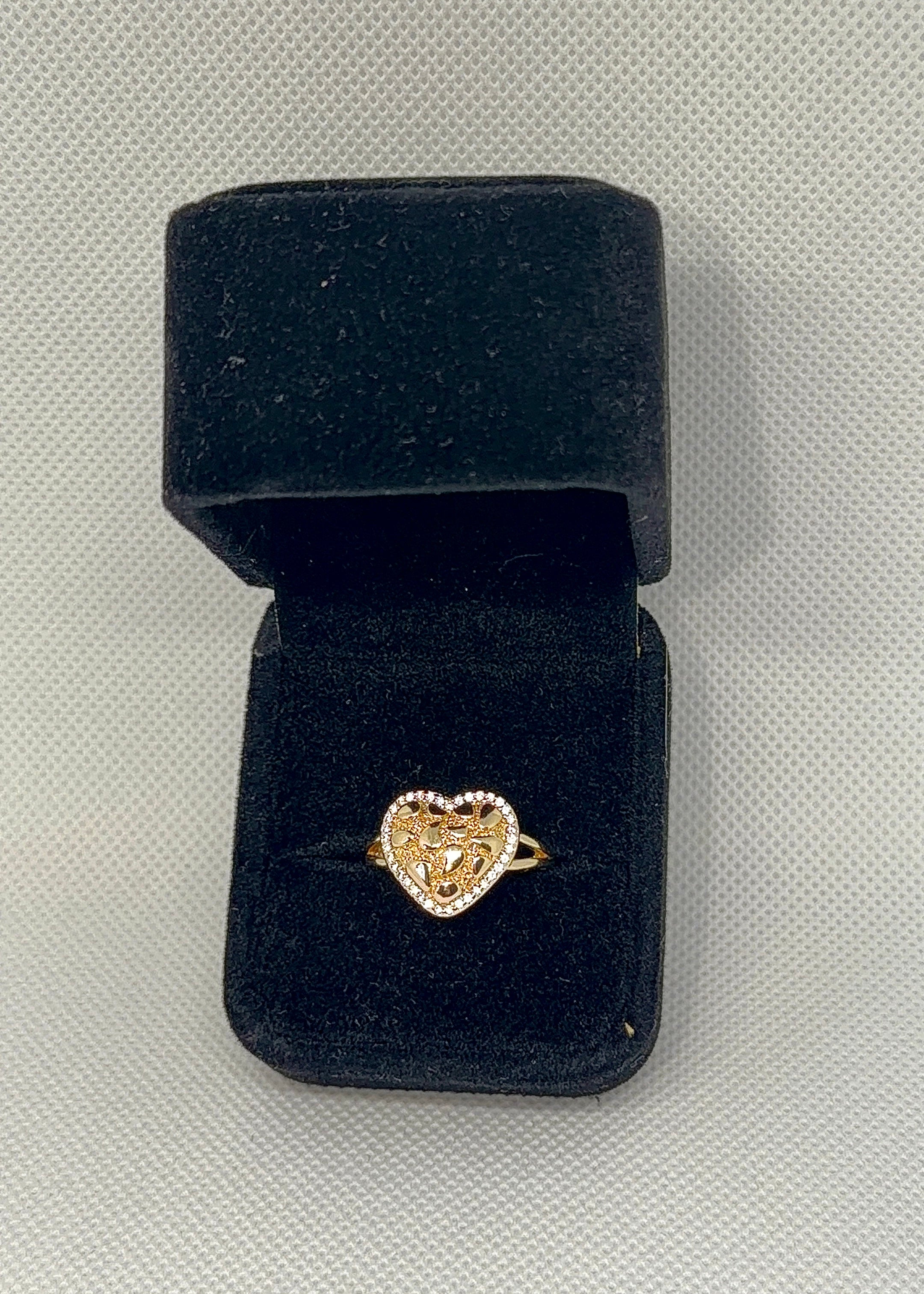 HEART RING